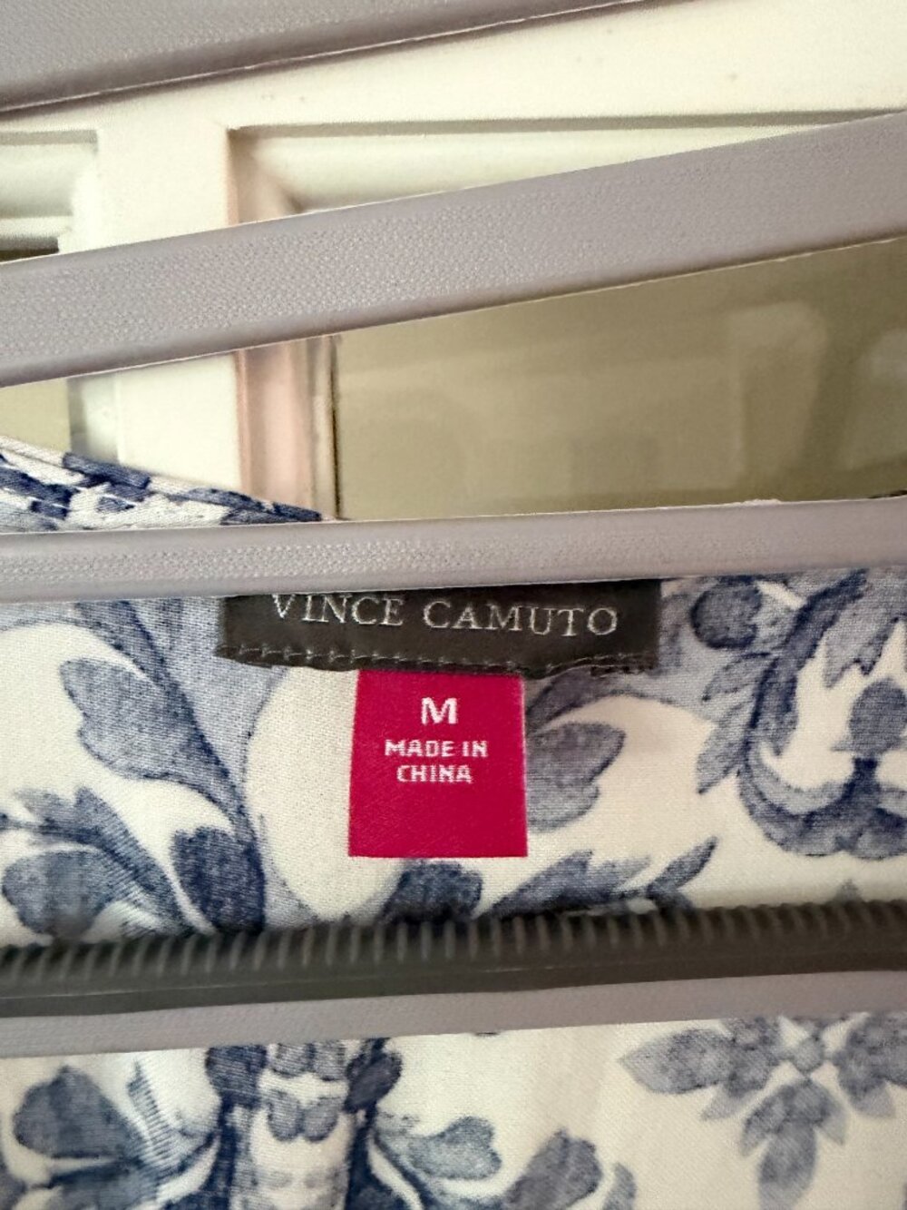 Vince Camuto short sleeve faux wrap blue floral maxi dress size Medium - Picture 6 of 7